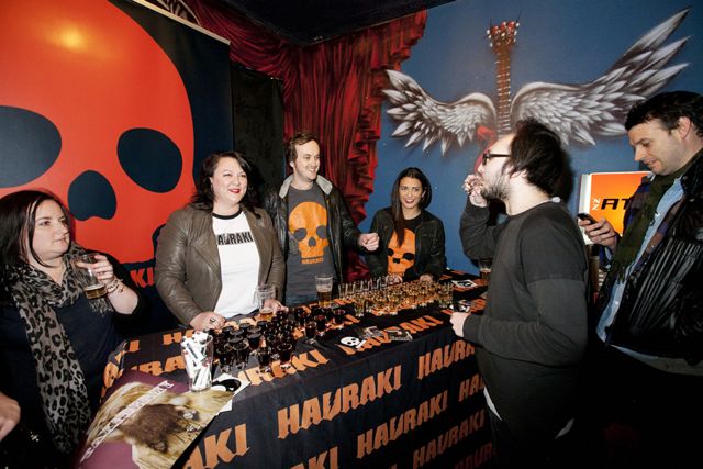BOTAB_Crowd_0001.jpg