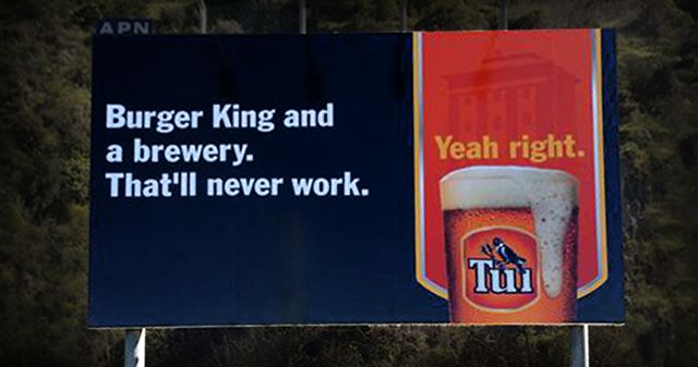 TUI bilboard[1].jpg