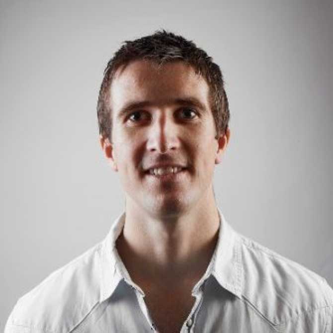 SIMON-VICARS.jpg