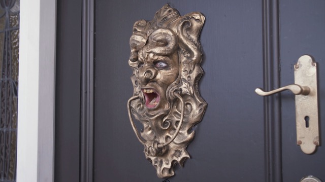 Energy Online Doorknocker.jpg