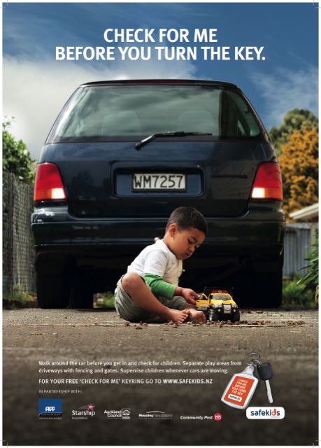 GNZ0058 A3 Check For Me Poster AKL Council.jpg