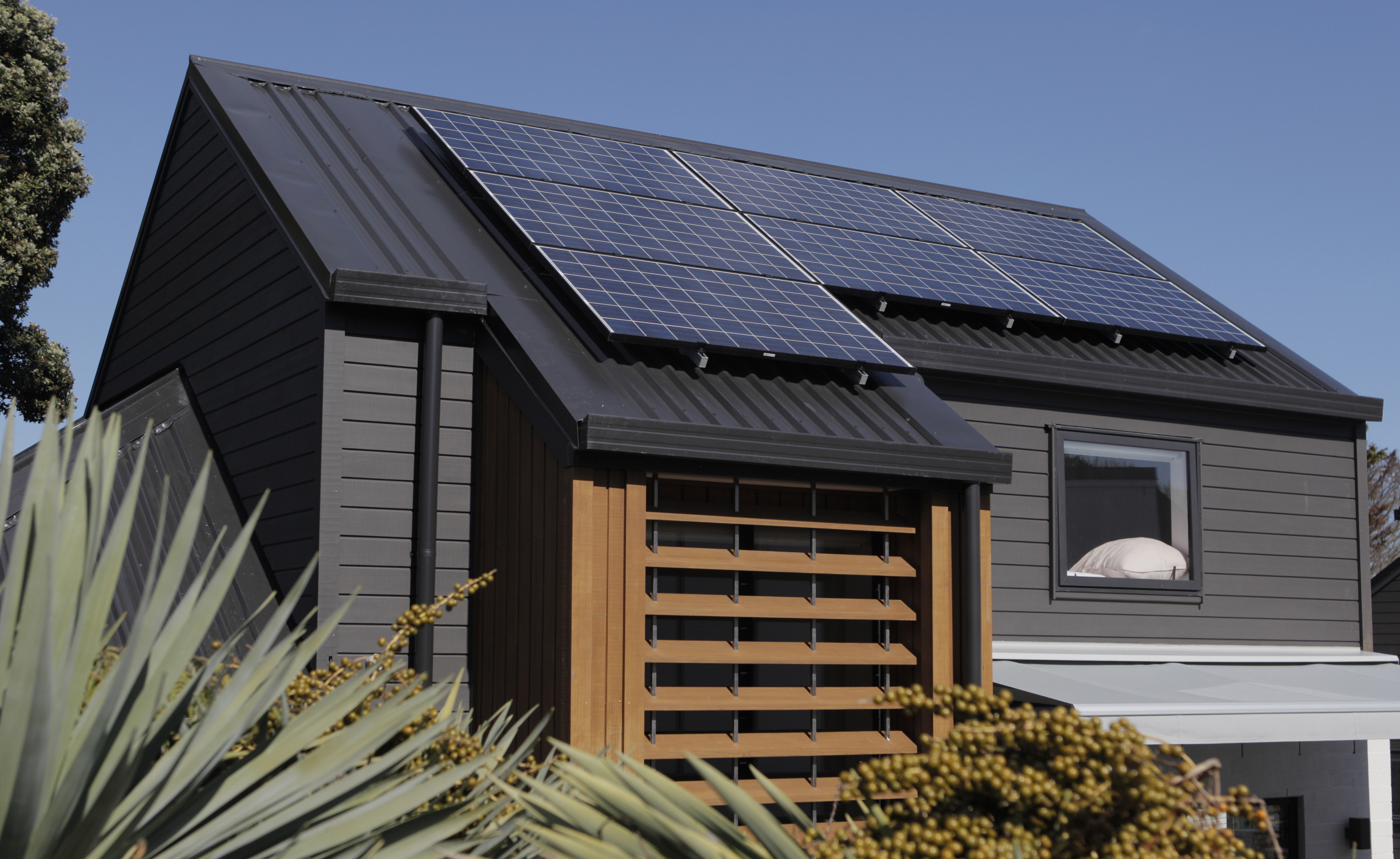 solarcity appoints Ikon Communications to handle media strategy and implementation