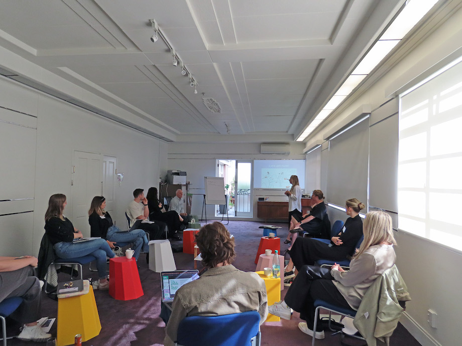 Eager participants attend Wayne Lotherington’s The MAChINE interactive workshop