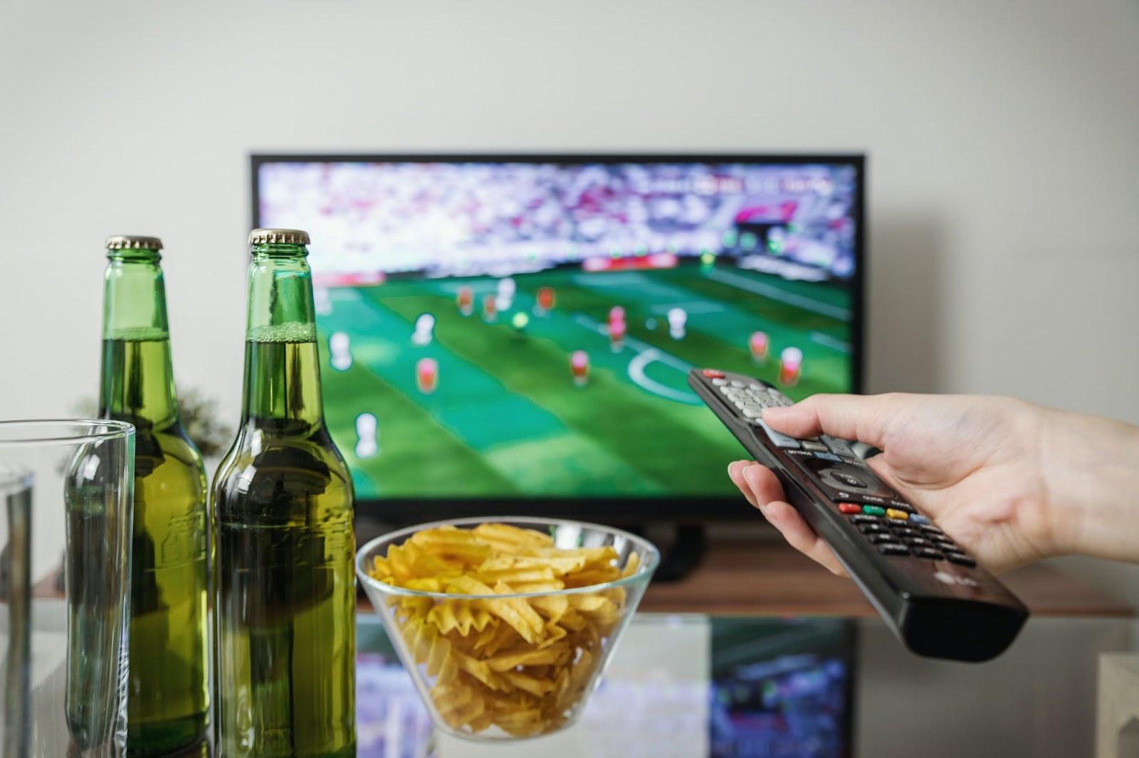Super Bowl ads: Expert predictions + why 2024 poses more challenges than ever before
