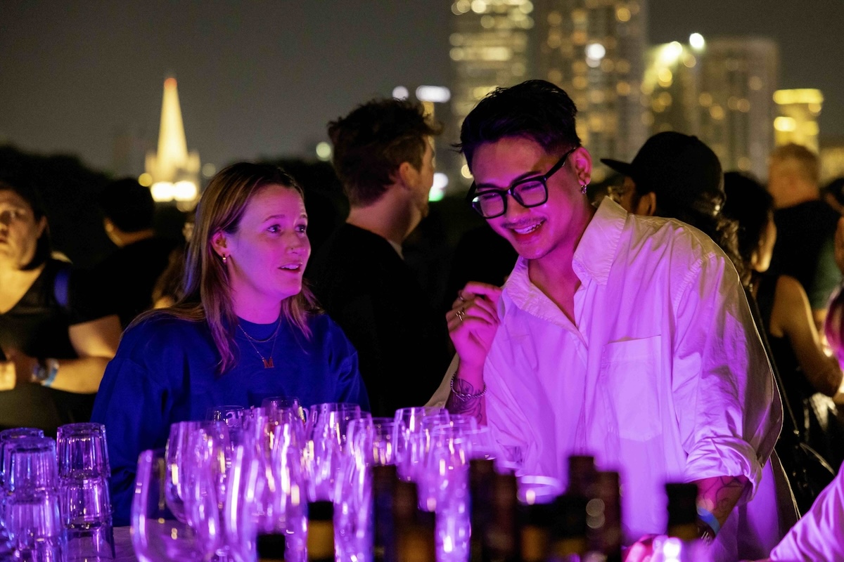Hecklers party the night away under the Singapore skyline with the best of APAC
