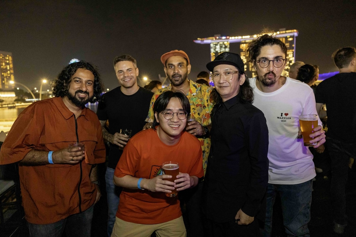 Hecklers party the night away under the Singapore skyline with the best of APAC