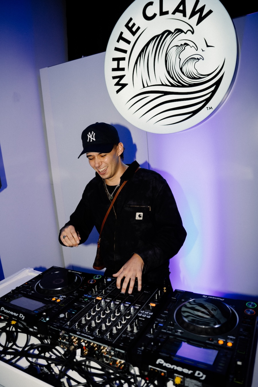 White Claw teases its launch into New Zealand with ‘First Wave’ concept store via Special PR