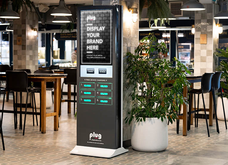 Plug Media revolutionises public charging; launches DOOH media network across NZ