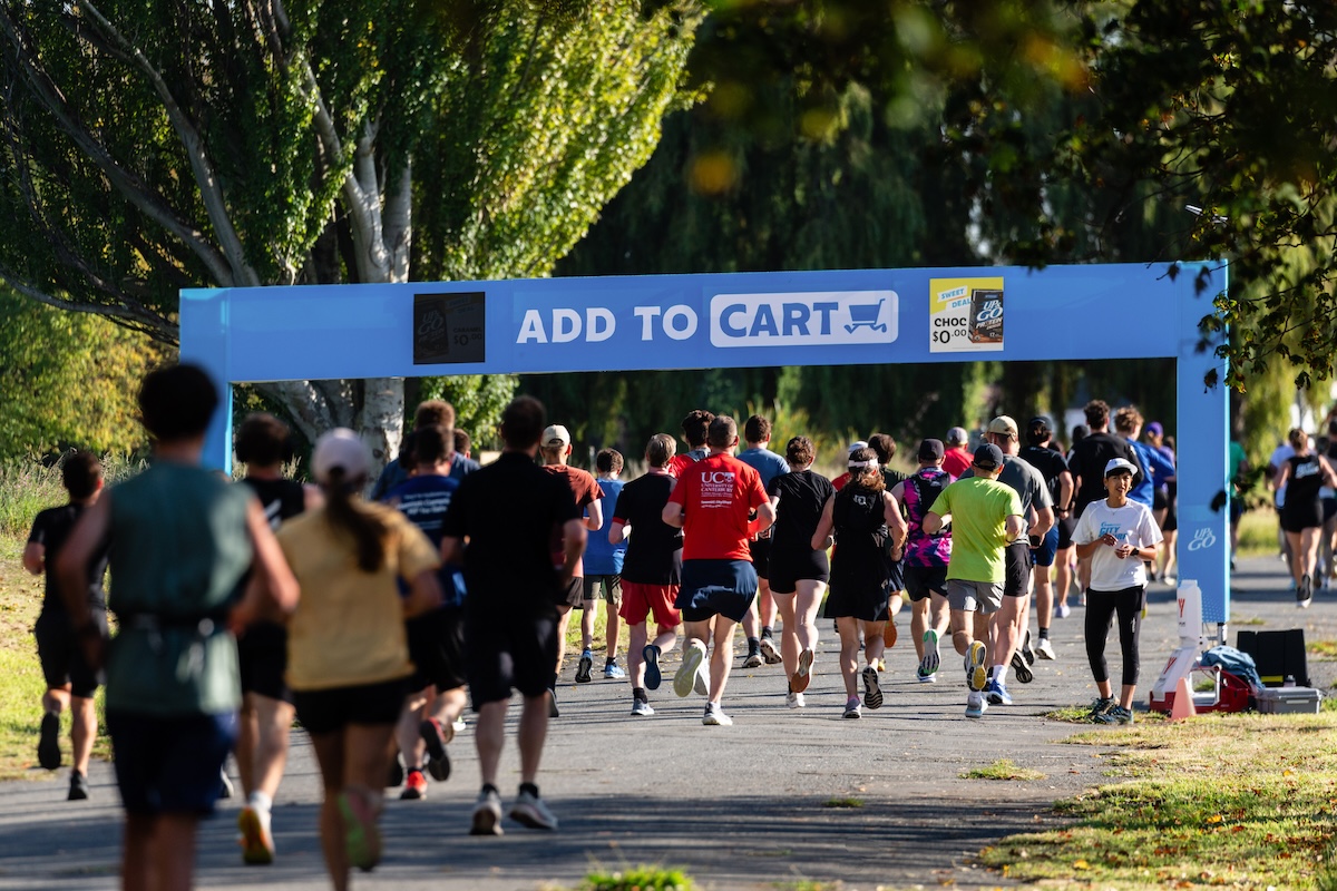FreshChoice turns City2Surf fun run into a world-first virtual shopping spree with ‘Add to Cart’ launch via dentsu Creative Aotearoa